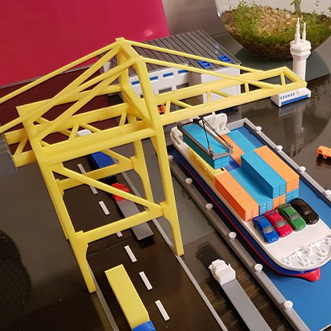 Untitled-7 copy.jpg Container Port scale model ( maquette )